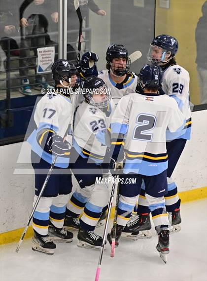 Thumbnail 3 in Valor Christian vs. Cherry Creek, CHSAA 5A Semifinals photogallery.