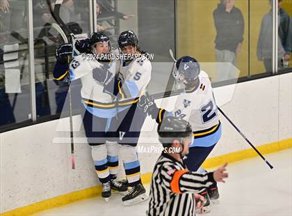 Thumbnail 1 in Valor Christian vs. Cherry Creek, CHSAA 5A Semifinals photogallery.