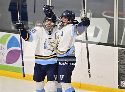 Thumbnail 2 in Valor Christian vs. Cherry Creek, CHSAA 5A Semifinals photogallery.