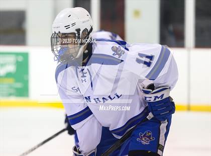 Thumbnail 2 in Gloucester Catholic @ Seton Hall Prep photogallery.