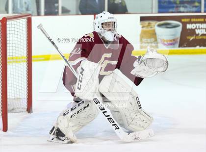 Thumbnail 3 in Gloucester Catholic @ Seton Hall Prep photogallery.