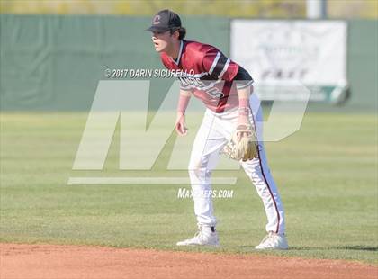 Thumbnail 3 in Chatfield vs. Thurston (Coach Bob Invitational) photogallery.