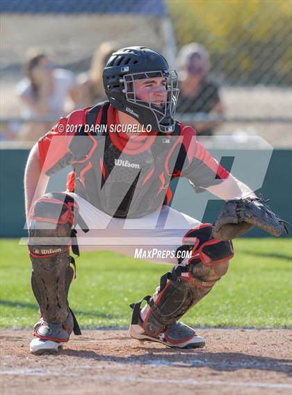 Thumbnail 1 in Chatfield vs. Thurston (Coach Bob Invitational) photogallery.