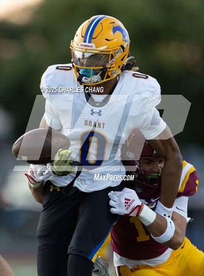 Thumbnail 2 in Grant @ Cardinal Newman photogallery.