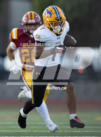 Thumbnail 3 in Grant @ Cardinal Newman photogallery.