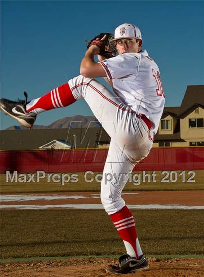 Thumbnail 3 in Spanish Fork (Preseason Top 10 Photo Shoot) photogallery.