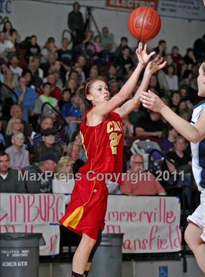 Thumbnail 3 in Pleasant Valley vs. Chico (CIF NS D2 Final) photogallery.