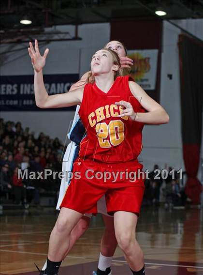 Thumbnail 2 in Pleasant Valley vs. Chico (CIF NS D2 Final) photogallery.