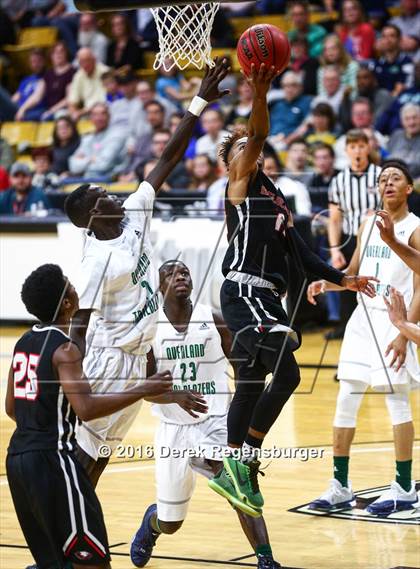 Thumbnail 3 in Eaglecrest vs Overland (CHSAA 5A Final) photogallery.