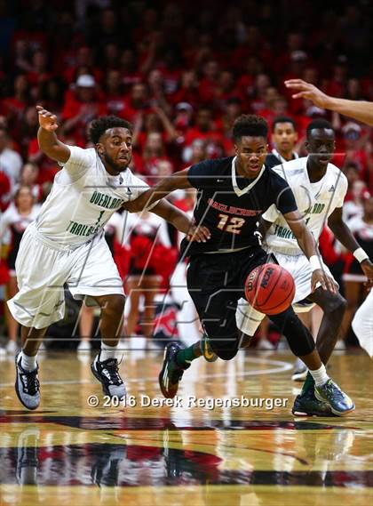 Thumbnail 3 in Eaglecrest vs Overland (CHSAA 5A Final) photogallery.