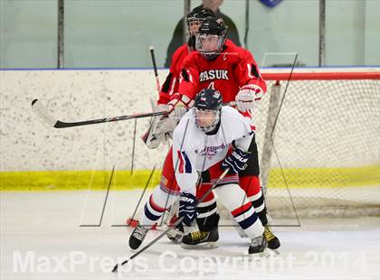 Thumbnail 2 in New Fairfield/Immaculate vs. Masuk (SCC-SWC D3 Semifinal) photogallery.