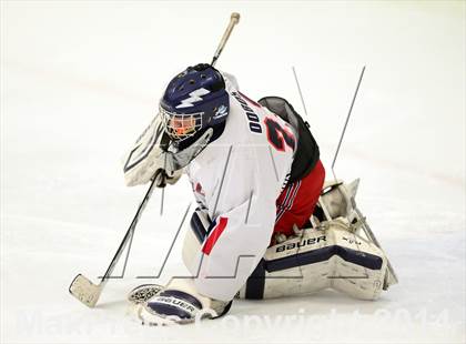 Thumbnail 2 in New Fairfield/Immaculate vs. Masuk (SCC-SWC D3 Semifinal) photogallery.