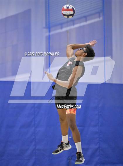 Thumbnail 3 in San Dieguito Academy vs Elsinore (West Coast Challenge) photogallery.