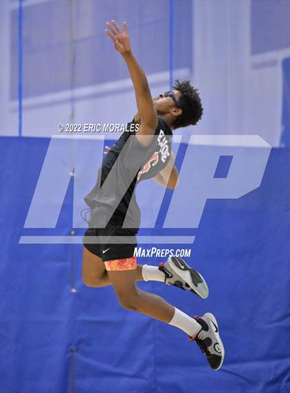 Thumbnail 2 in San Dieguito Academy vs Elsinore (West Coast Challenge) photogallery.