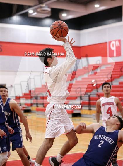 Thumbnail 3 in Pharr-San Juan-Alamo Southwest vs. Juarez-Lincoln photogallery.