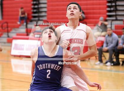 Thumbnail 2 in Pharr-San Juan-Alamo Southwest vs. Juarez-Lincoln photogallery.