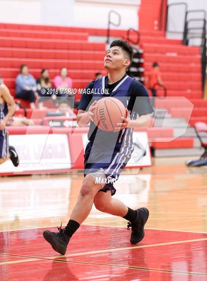 Thumbnail 2 in Pharr-San Juan-Alamo Southwest vs. Juarez-Lincoln photogallery.