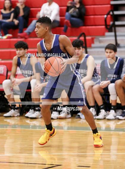 Thumbnail 3 in Pharr-San Juan-Alamo Southwest vs. Juarez-Lincoln photogallery.