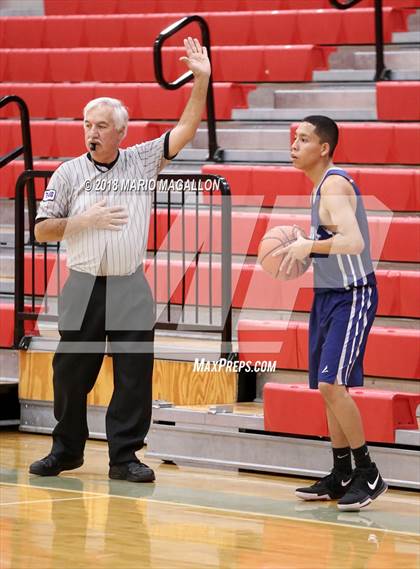 Thumbnail 2 in Pharr-San Juan-Alamo Southwest vs. Juarez-Lincoln photogallery.