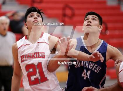 Thumbnail 1 in Pharr-San Juan-Alamo Southwest vs. Juarez-Lincoln photogallery.