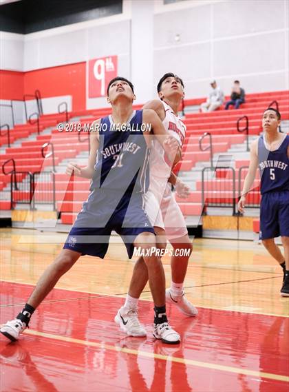 Thumbnail 2 in Pharr-San Juan-Alamo Southwest vs. Juarez-Lincoln photogallery.