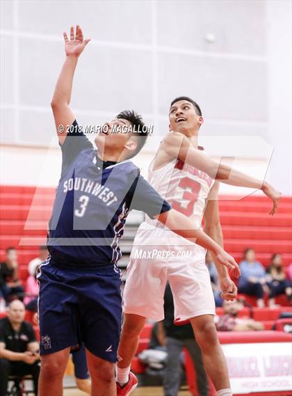 Thumbnail 1 in Pharr-San Juan-Alamo Southwest vs. Juarez-Lincoln photogallery.