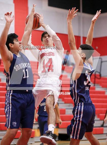 Thumbnail 3 in Pharr-San Juan-Alamo Southwest vs. Juarez-Lincoln photogallery.