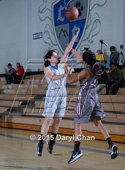 Thumbnail 1 in Cathedral City vs. Rancho Mirage (MaxPreps Holiday Classic) photogallery.