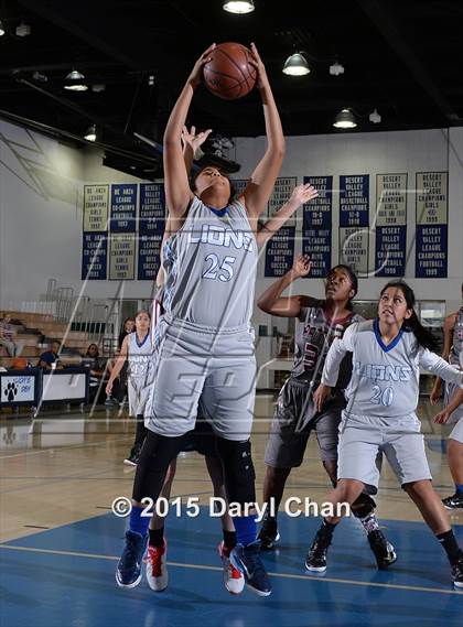 Thumbnail 1 in Cathedral City vs. Rancho Mirage (MaxPreps Holiday Classic) photogallery.