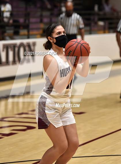 Thumbnail 1 in Perry @ Hamilton (AIA 6A Quarterfinal) photogallery.