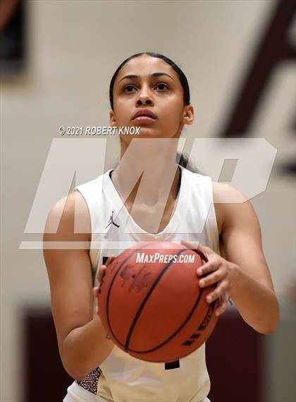 Thumbnail 2 in Perry @ Hamilton (AIA 6A Quarterfinal) photogallery.