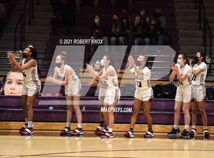 Thumbnail 3 in Perry @ Hamilton (AIA 6A Quarterfinal) photogallery.