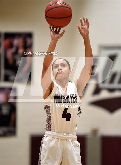 Thumbnail 3 in Perry @ Hamilton (AIA 6A Quarterfinal) photogallery.