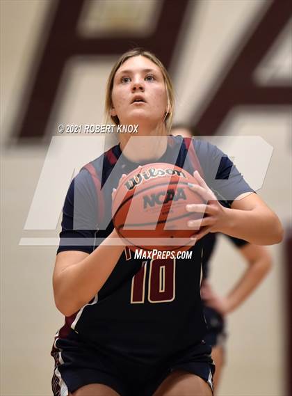 Thumbnail 3 in Perry @ Hamilton (AIA 6A Quarterfinal) photogallery.