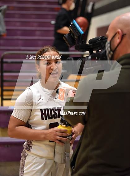 Thumbnail 2 in Perry @ Hamilton (AIA 6A Quarterfinal) photogallery.