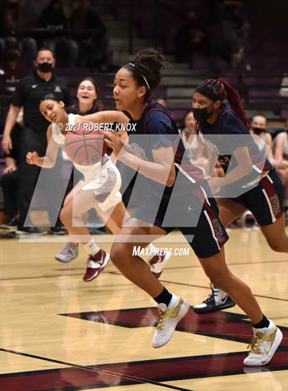 Thumbnail 3 in Perry @ Hamilton (AIA 6A Quarterfinal) photogallery.