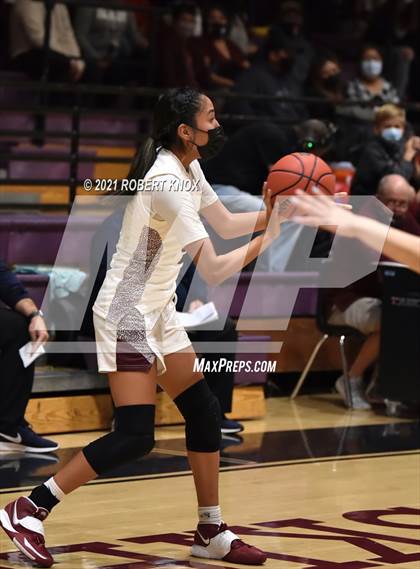 Thumbnail 2 in Perry @ Hamilton (AIA 6A Quarterfinal) photogallery.
