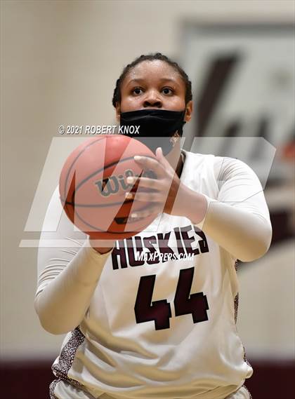 Thumbnail 3 in Perry @ Hamilton (AIA 6A Quarterfinal) photogallery.