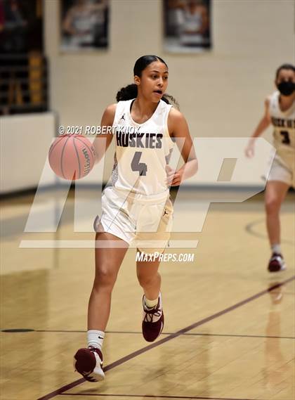 Thumbnail 3 in Perry @ Hamilton (AIA 6A Quarterfinal) photogallery.