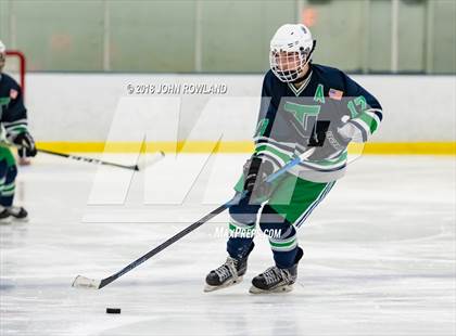 Thumbnail 3 in New Trier (White) vs Libertyville photogallery.