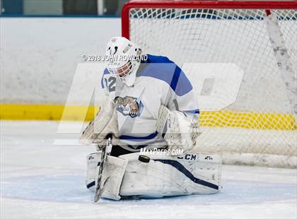 Thumbnail 2 in New Trier (White) vs Libertyville photogallery.