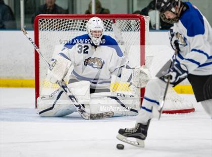 Thumbnail 3 in New Trier (White) vs Libertyville photogallery.