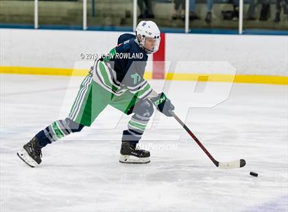 Thumbnail 3 in New Trier (White) vs Libertyville photogallery.