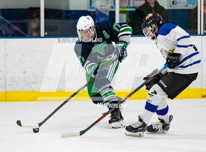 Thumbnail 3 in New Trier (White) vs Libertyville photogallery.