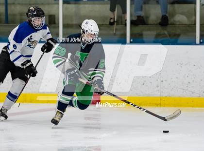 Thumbnail 3 in New Trier (White) vs Libertyville photogallery.