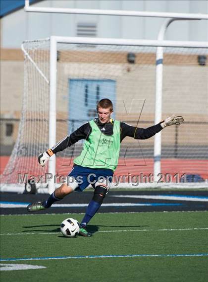 Thumbnail 3 in Dos Pueblos vs Santa Barbara (Buena New Year's Tournament) photogallery.