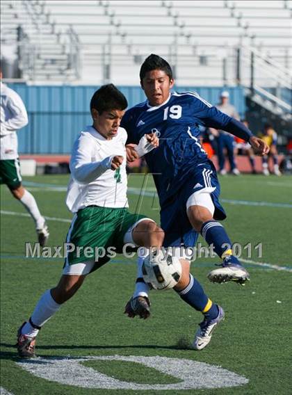 Thumbnail 3 in Dos Pueblos vs Santa Barbara (Buena New Year's Tournament) photogallery.