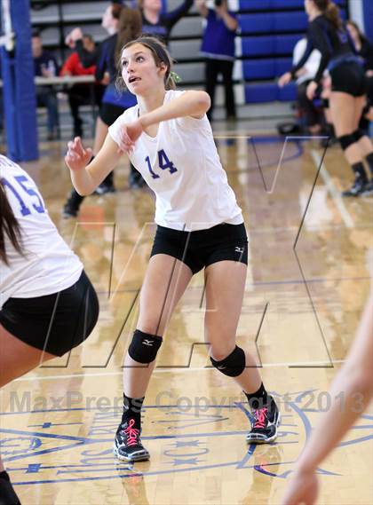 Thumbnail 2 in Andover vs Valley Center (KSHSAA 5A Sub-State Tournament) photogallery.