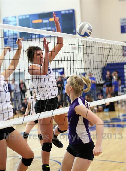 Thumbnail 2 in Andover vs Valley Center (KSHSAA 5A Sub-State Tournament) photogallery.