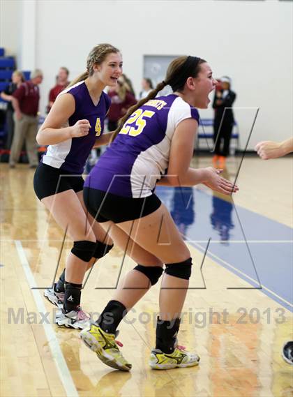 Thumbnail 2 in Andover vs Valley Center (KSHSAA 5A Sub-State Tournament) photogallery.